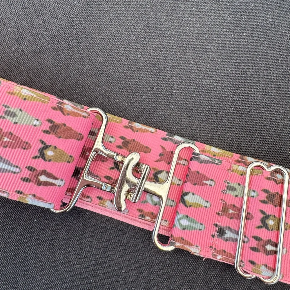 Equestrian belt adjustable from 22 to 44 inches and 2pc Bow Set with horses